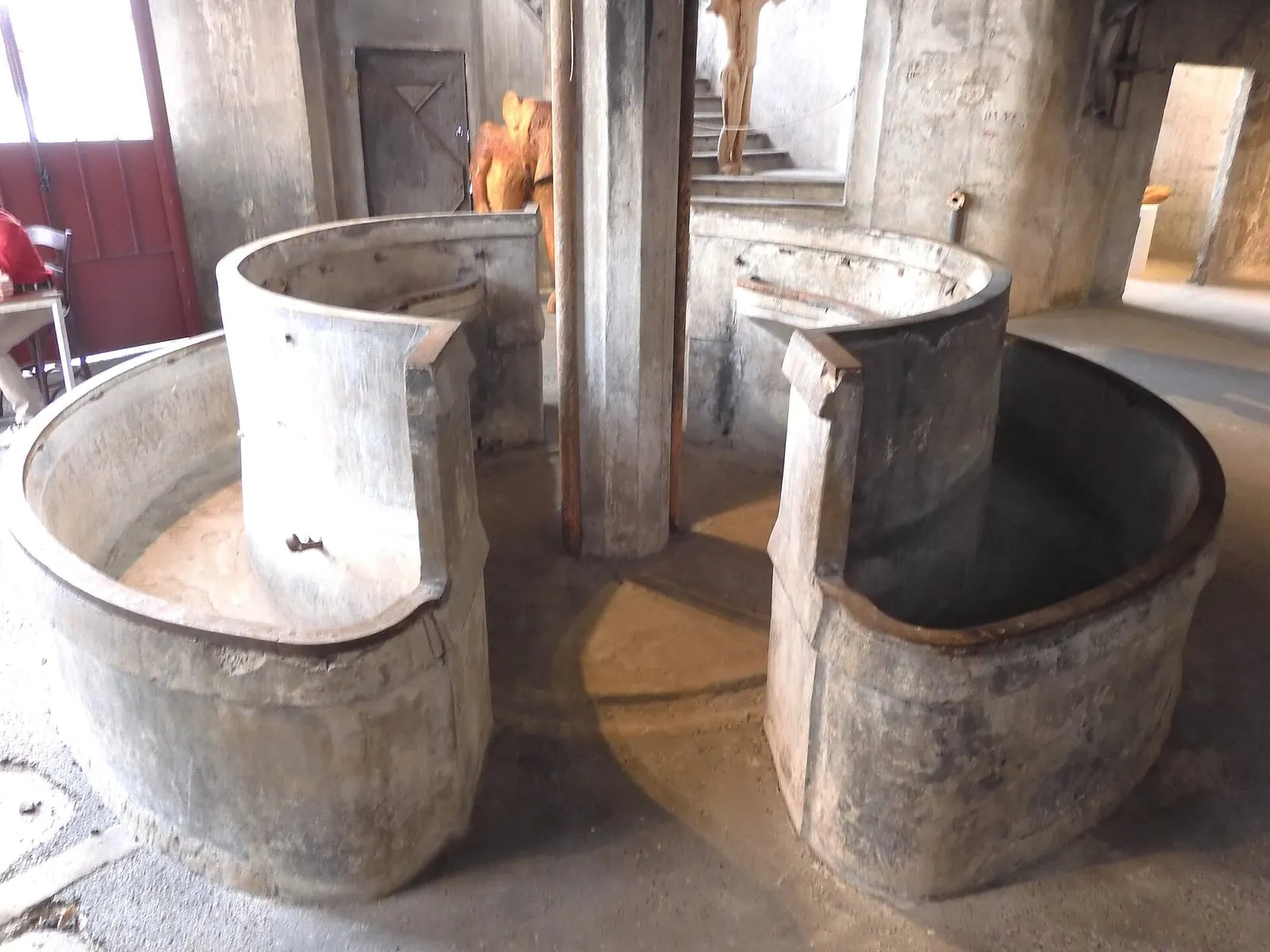 L'intérieur de la Grande Vapeur, l'ancienne usine électrique d'Oyonnax classée monument historique